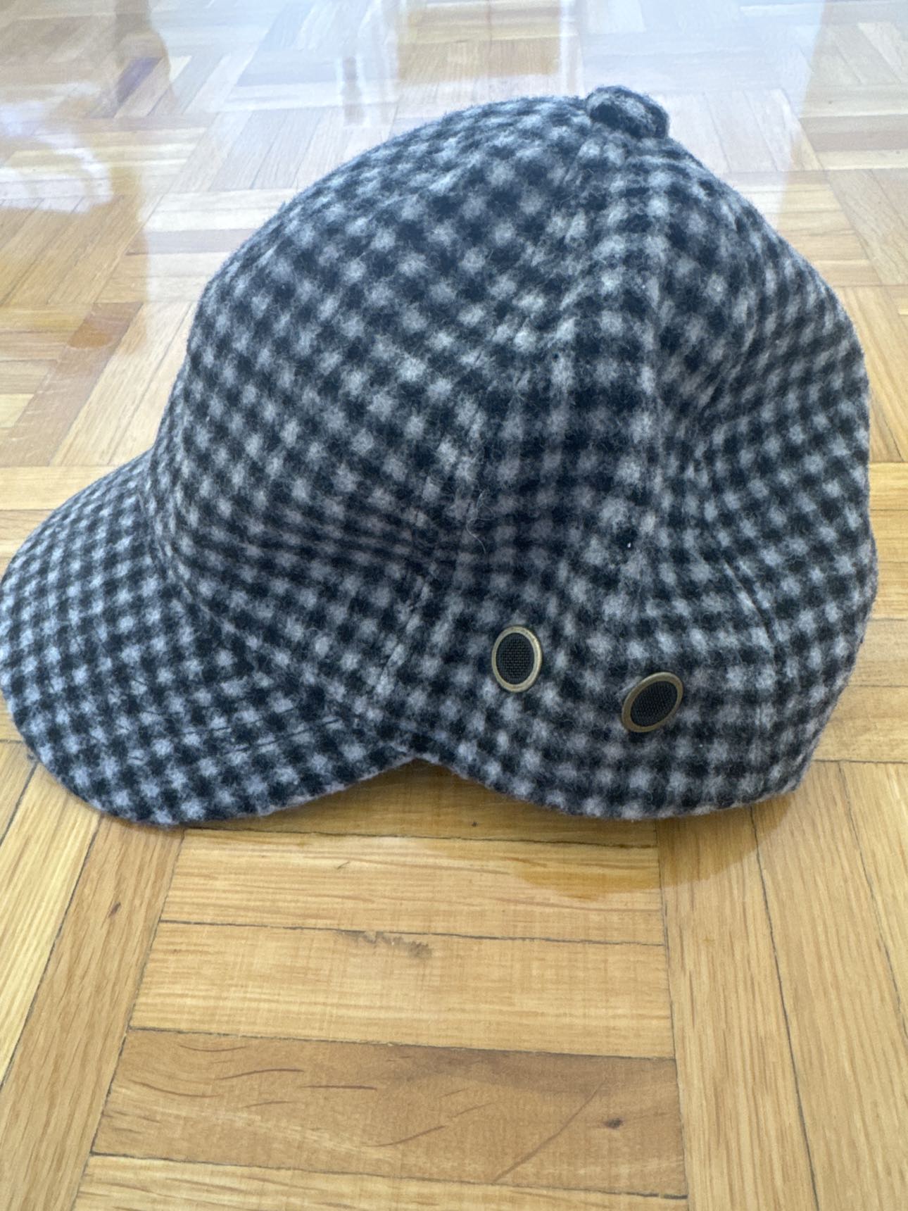 Plaid Hat image indicator(2)