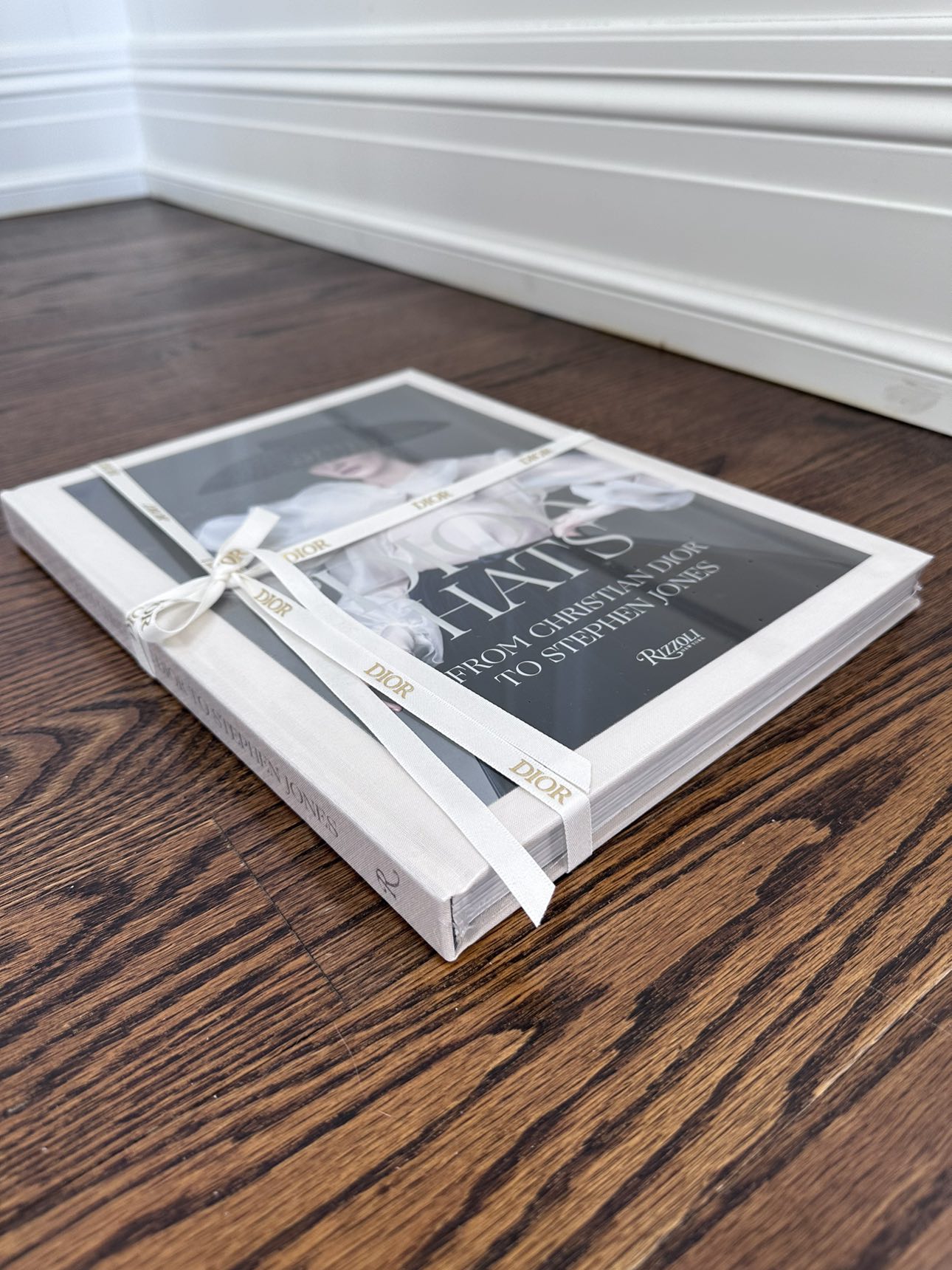 Brand new sealed Dior coffee table book image indicator(3)