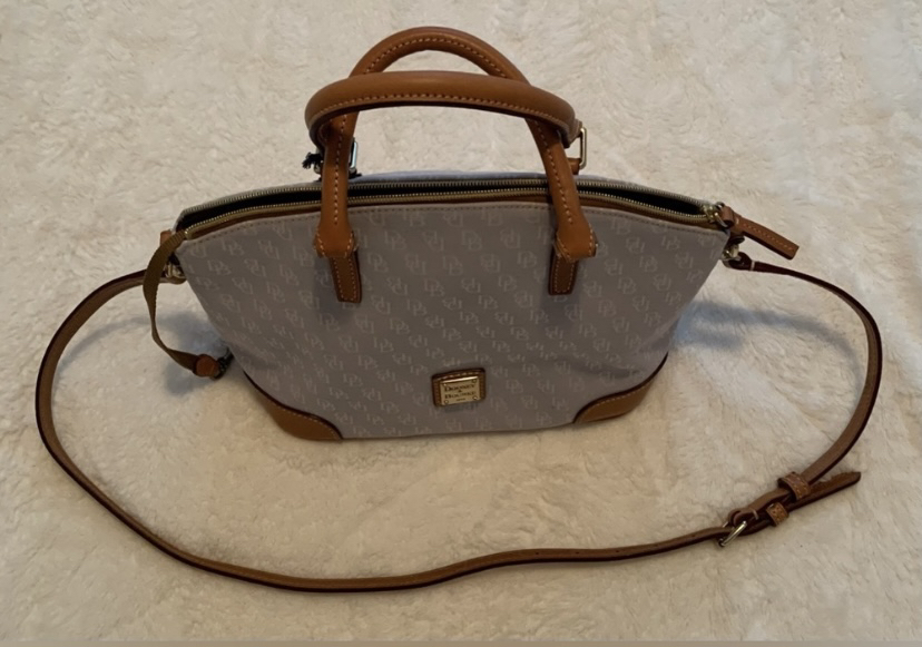 Dooney and Bourke Purse thumbnail