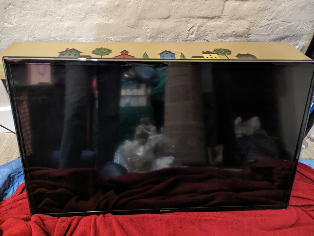 40 Inch Samsung tv