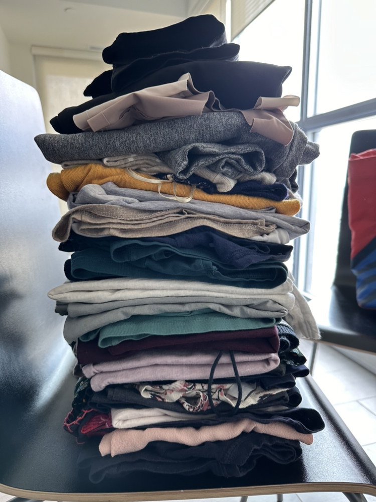 Free Women Clothes thumbnail