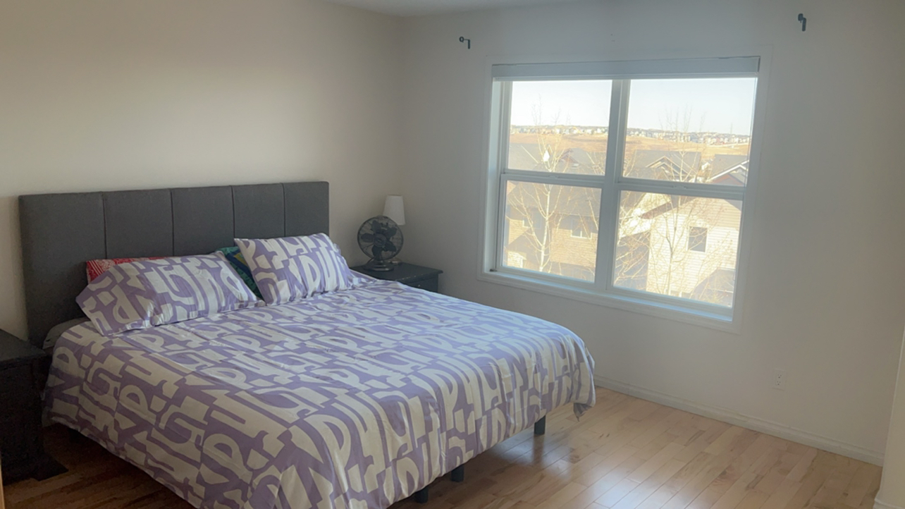 Modern house for rent in kincora NW 3 bedroom 2.5 washrooms image indicator(9)