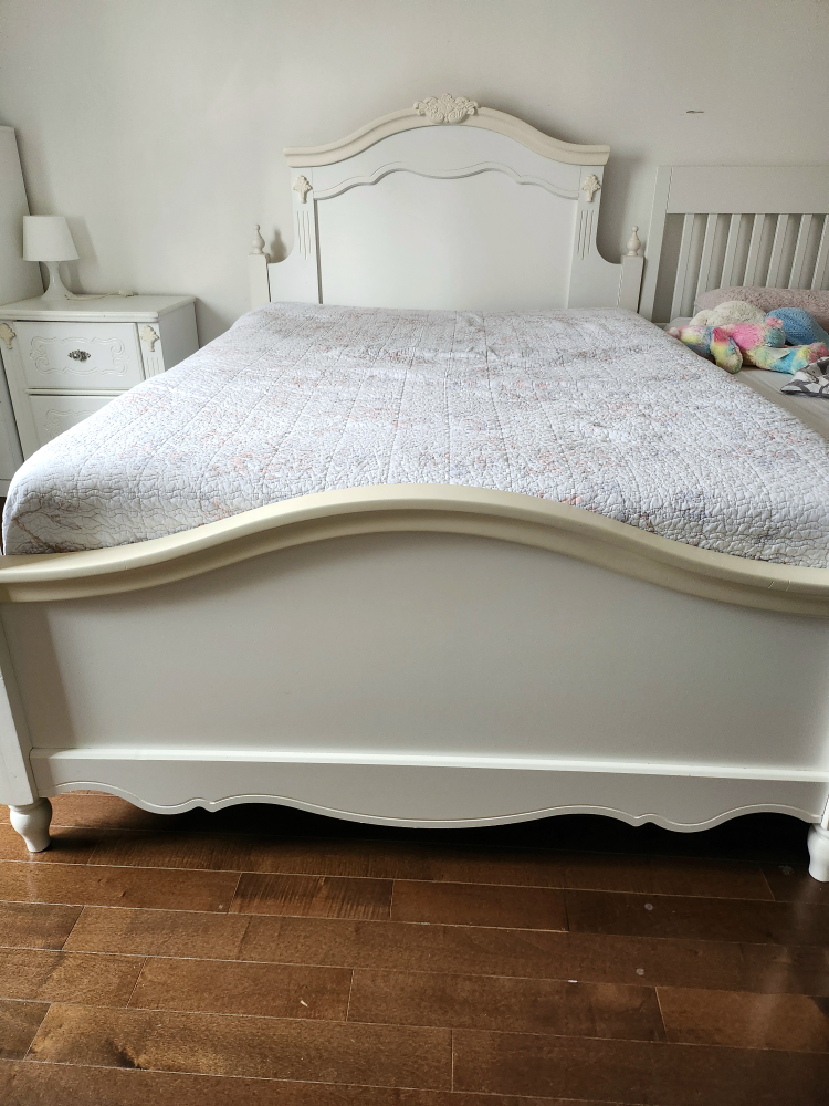 Ashley Exquisite double/full bed frame (price firm) thumbnail