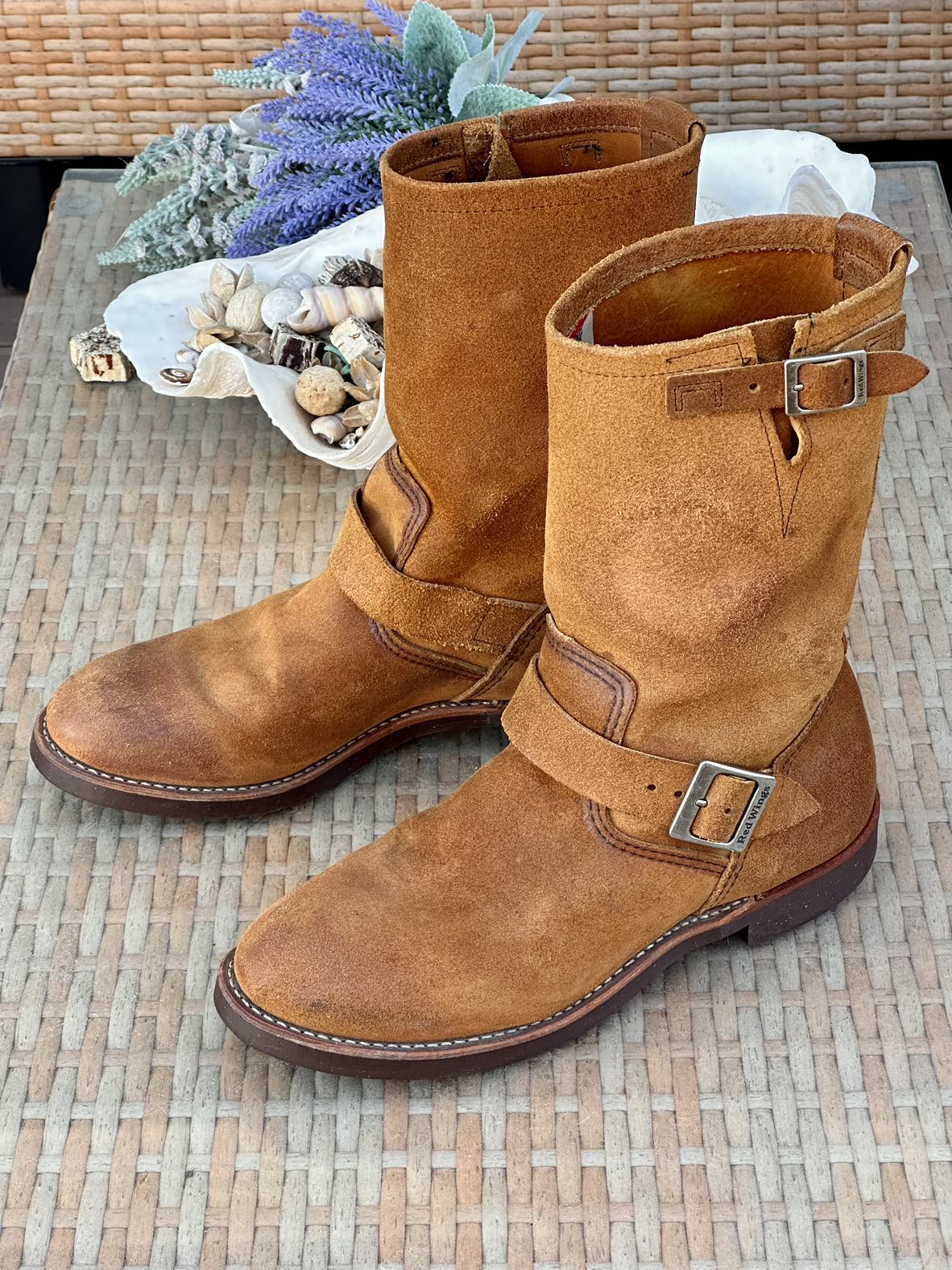 RARE Redwing 2992 Burnt Orange Roughout Engineer Boots thumbnail