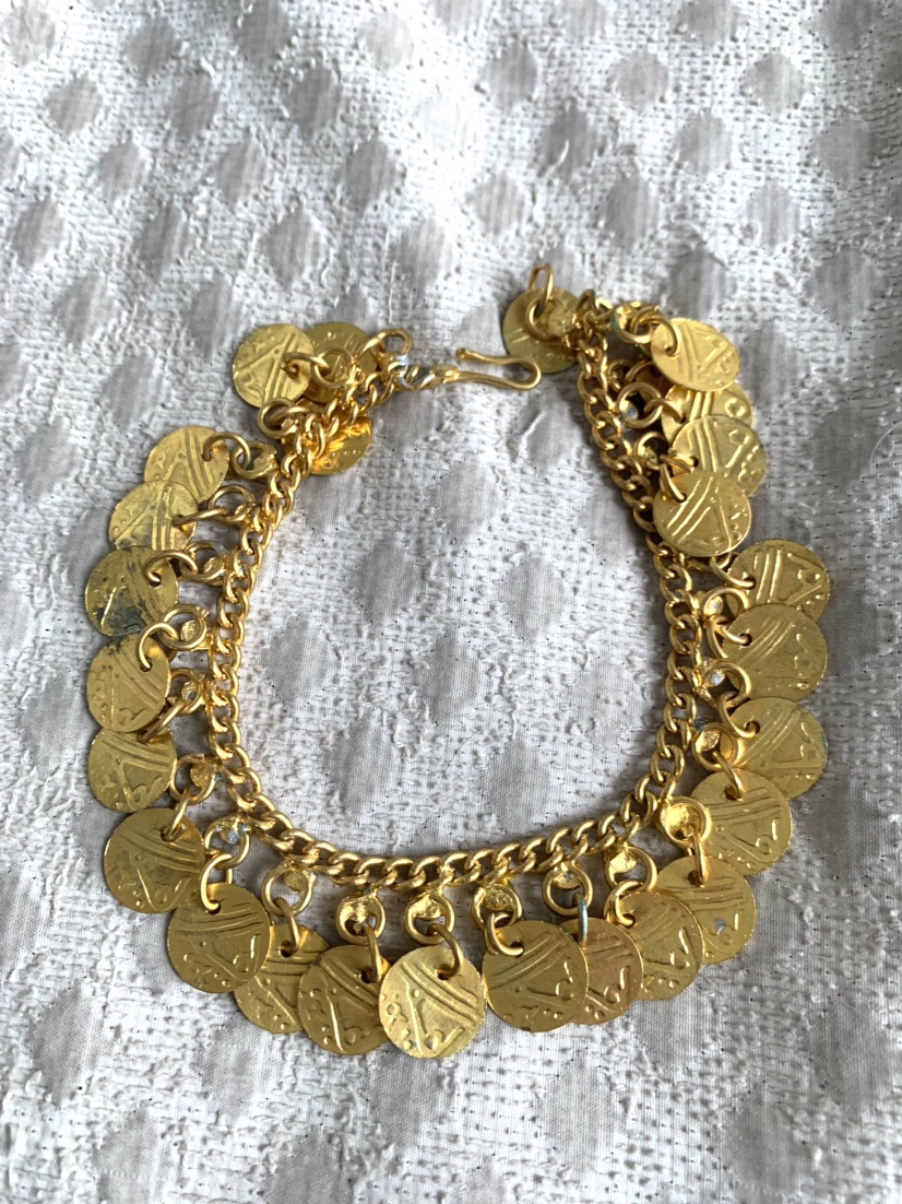 Jingly anklet. Gold coloured thumbnail