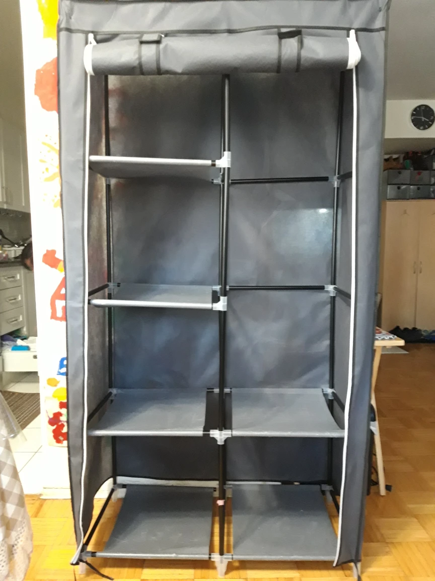 Portàble Closet with Shelves