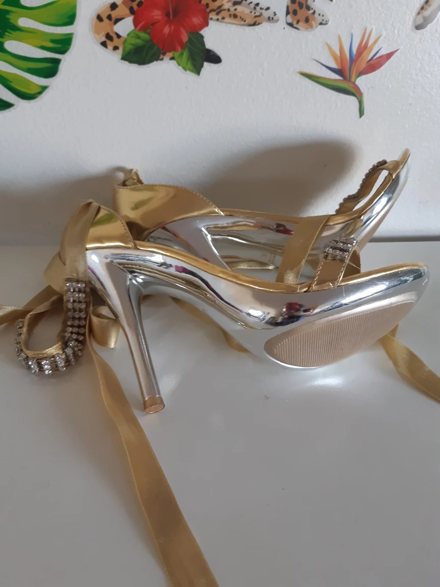 High-heel Shoes - photo 4