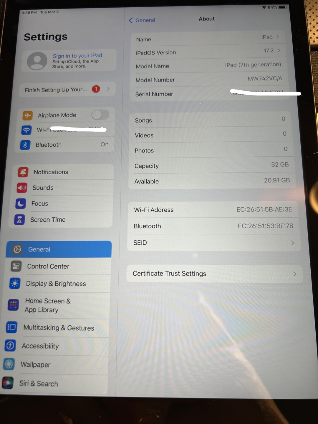 Apple iPad 7th gen 32gb - photo 2