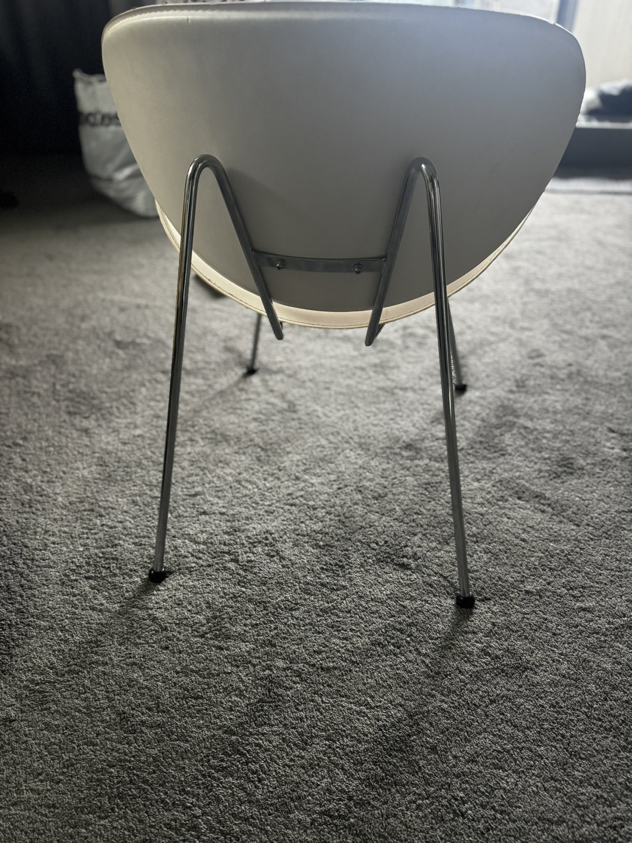 Accent chair image indicator(3)