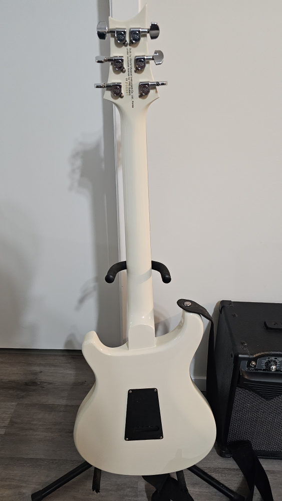 PRS SE EG Antique White Electric Guitar w/ 15W Amp - photo 4