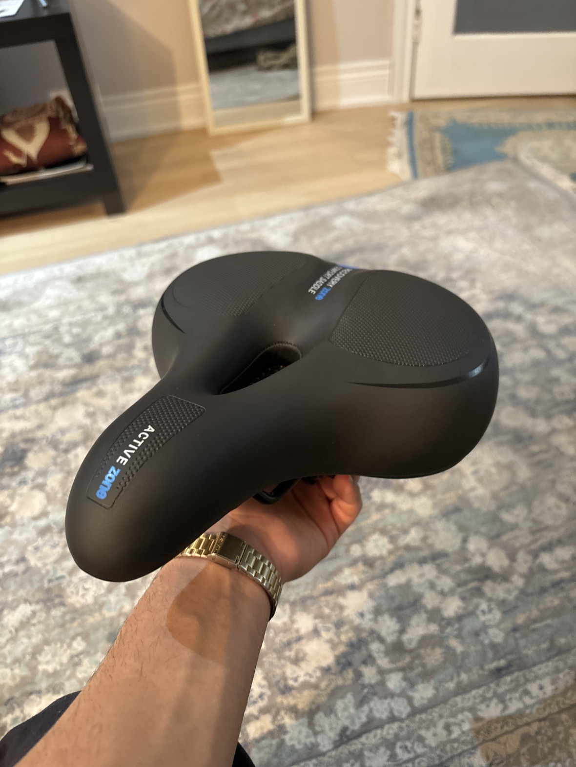 Brand new bike seat thumbnail