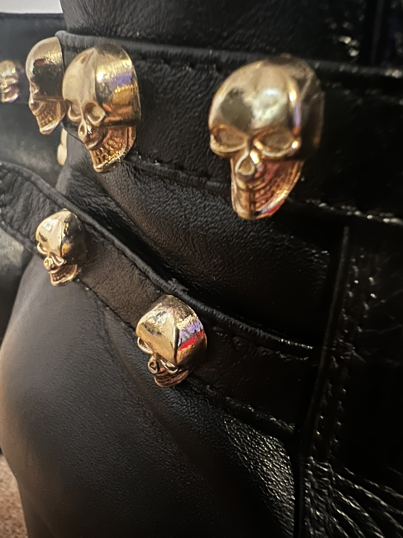 Alexander MqQueen Ankle Boots image indicator(4)