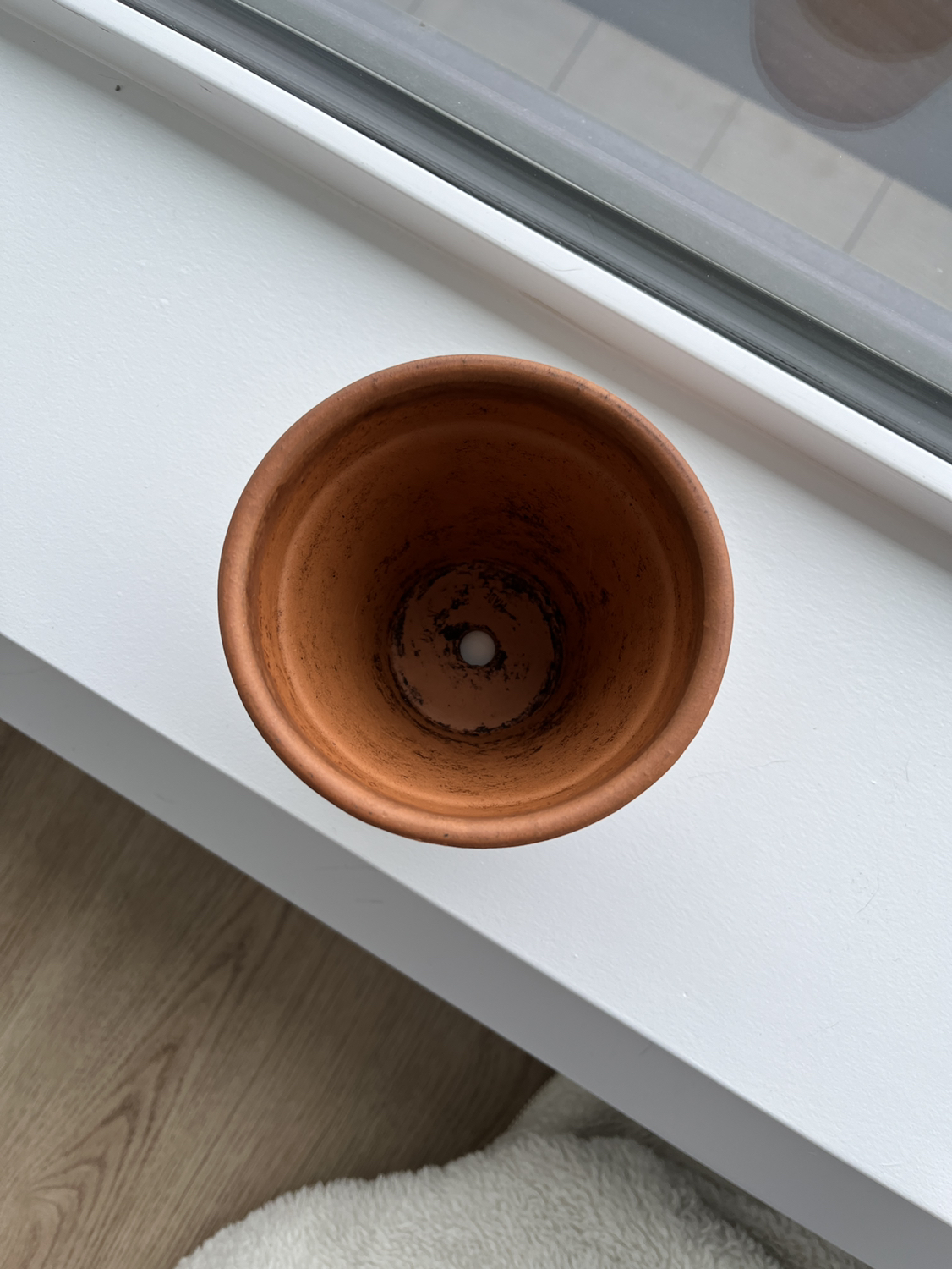 Clay Plant Pot (4.5”) - photo 2
