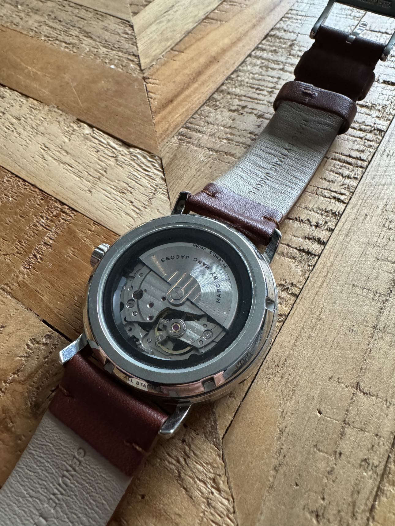 Men’s Marc Jacobs Automatic Watch image indicator(3)