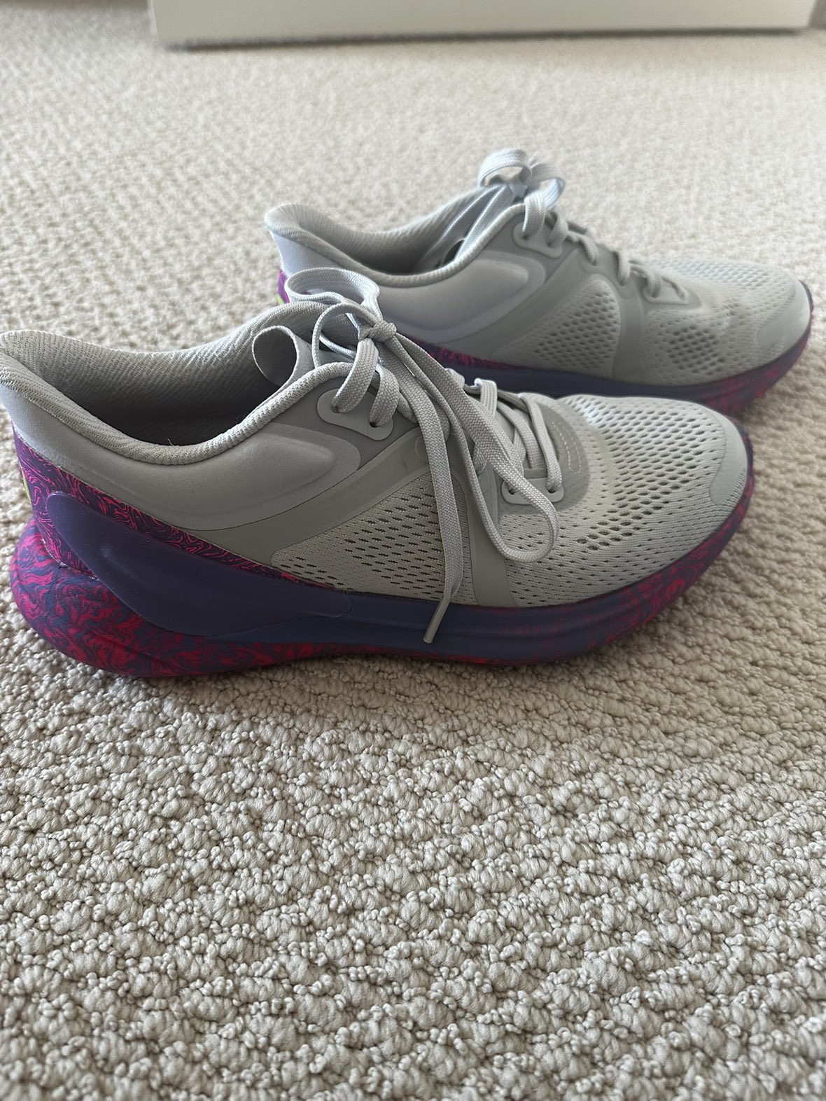 Lululemon blissfeel sneakers