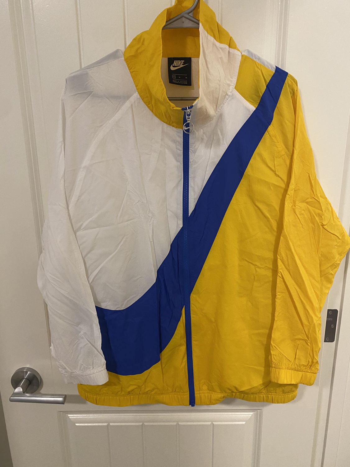 Nike swoosh jacket / Unisex