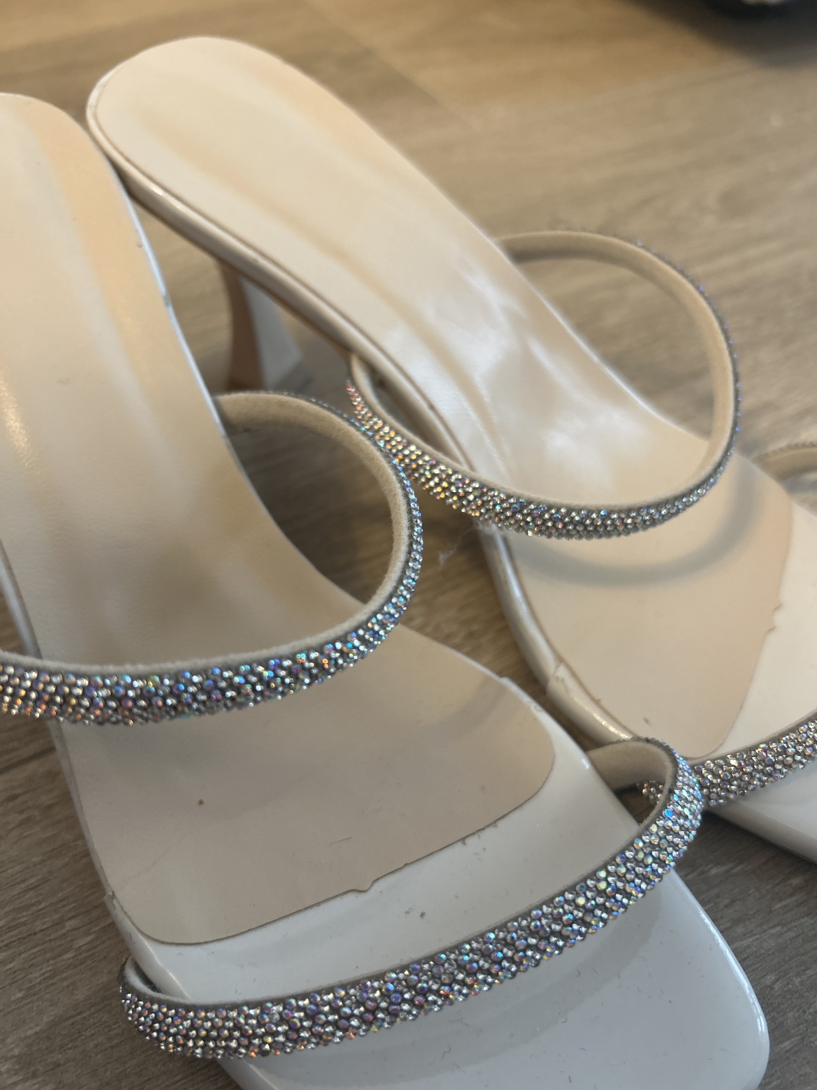 White open toes sandals - photo 4
