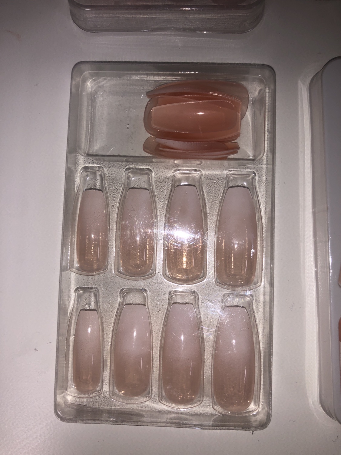 fake nails + freebie! image indicator(4)