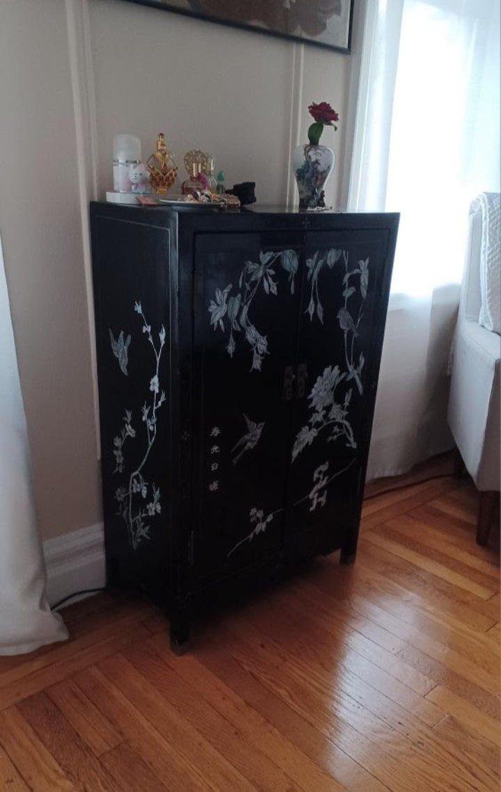 Chinese Black Lacquered Armoire/Cabinet - photo 2