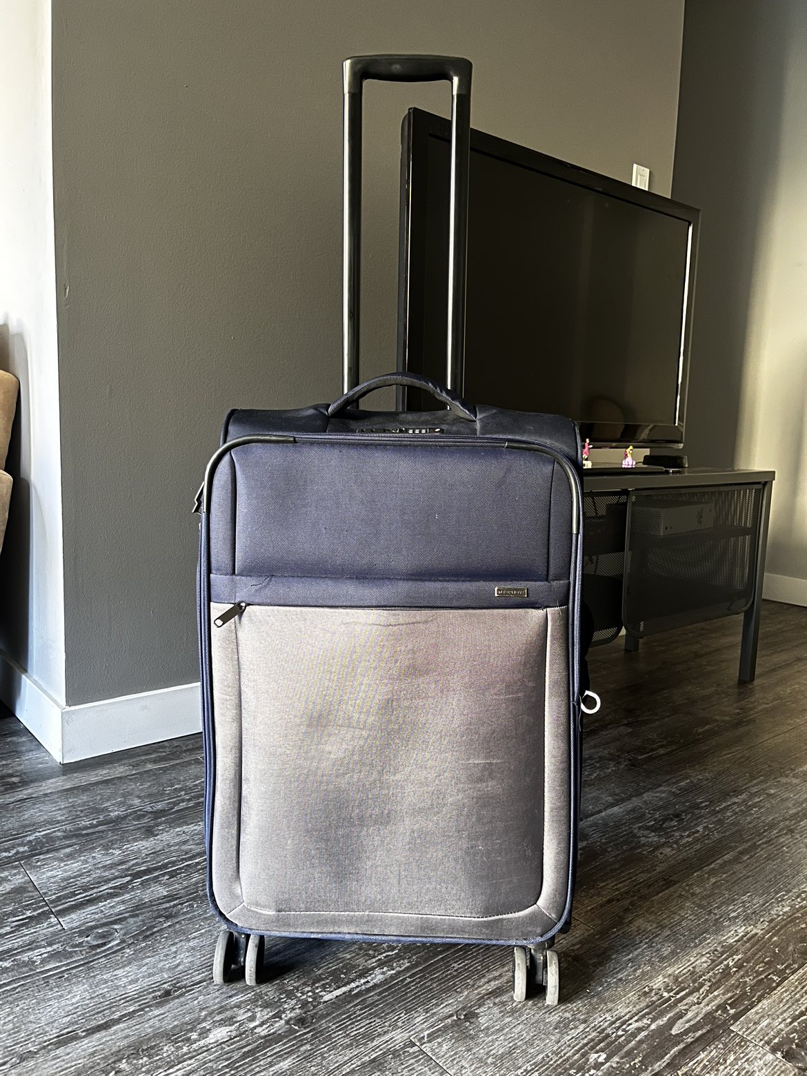 Luggage thumbnail