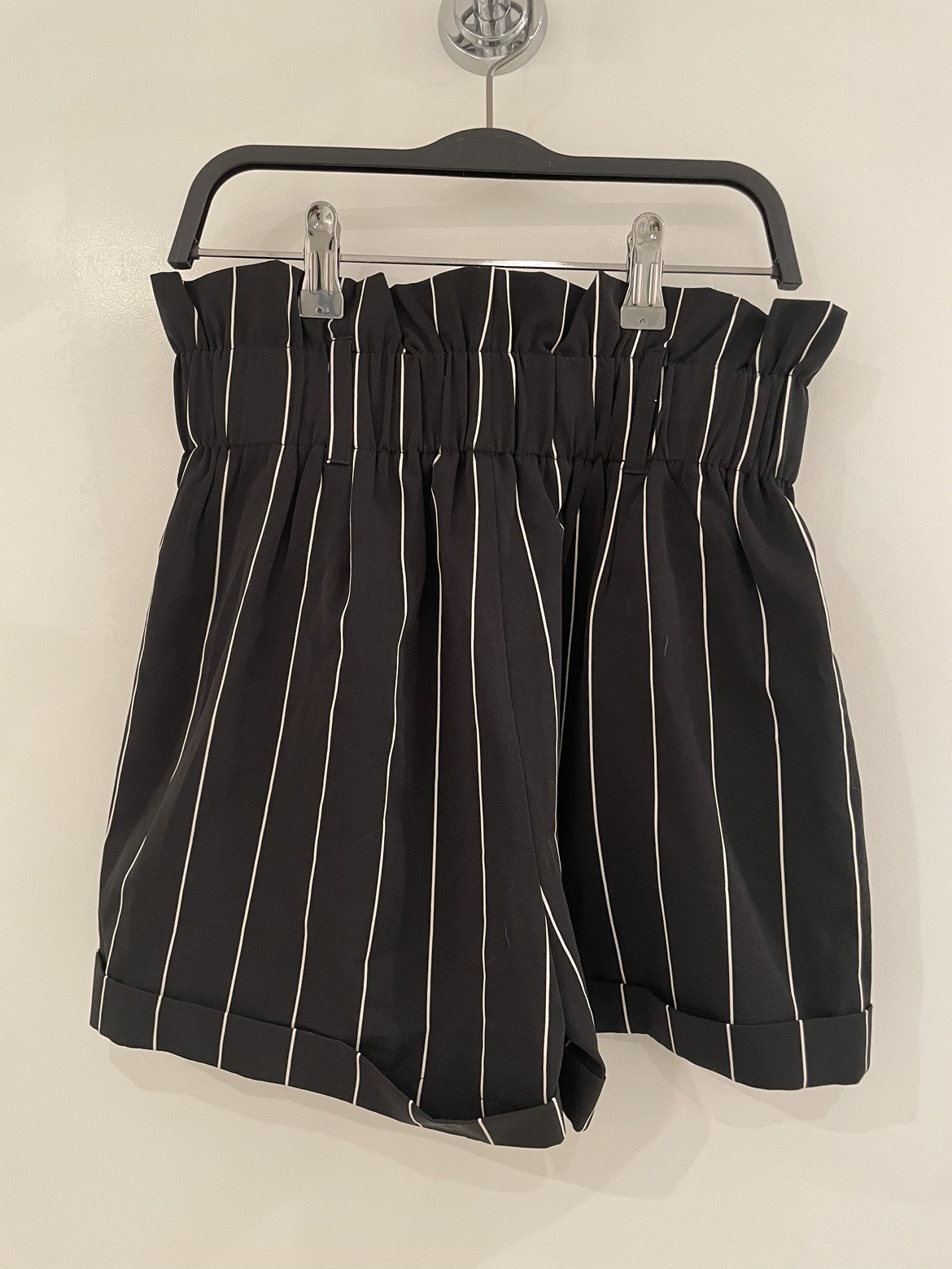 Long skirts and Pants image indicator(8)