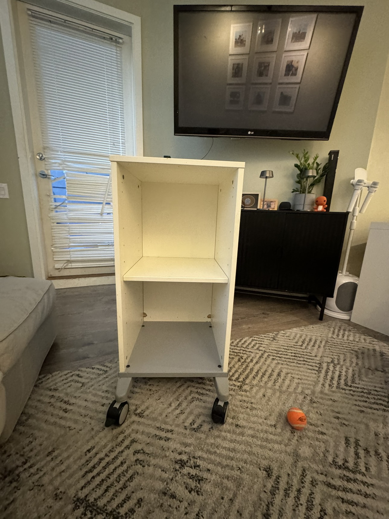 2 tier shelf on wheels