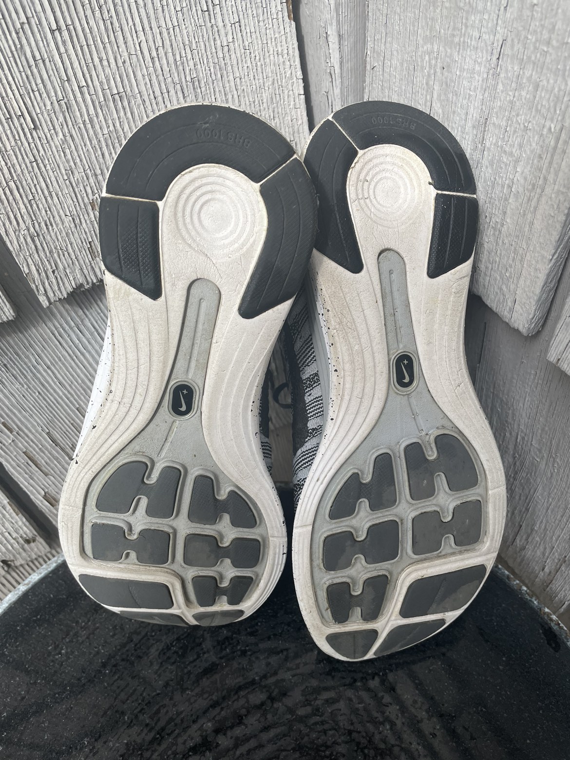 Nike flynet lunar wolf gray men’s shoes, size 8 image indicator(3)