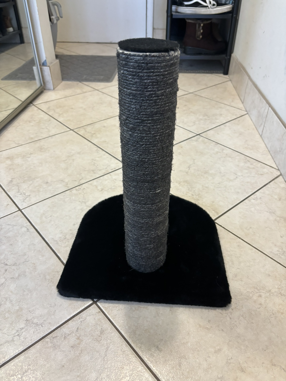 Cat scratching post - photo 2