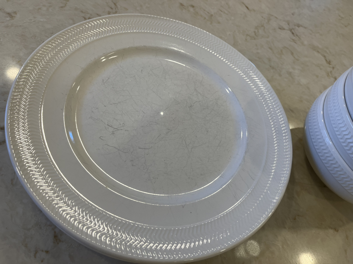 Set of bowls/plates #freecycle image indicator(3)