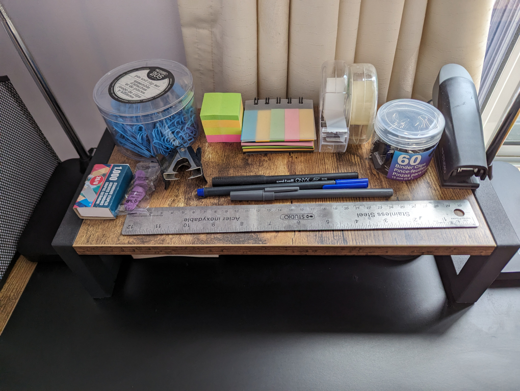 Sturdy desk with free table lamp and desk chair - photo 2