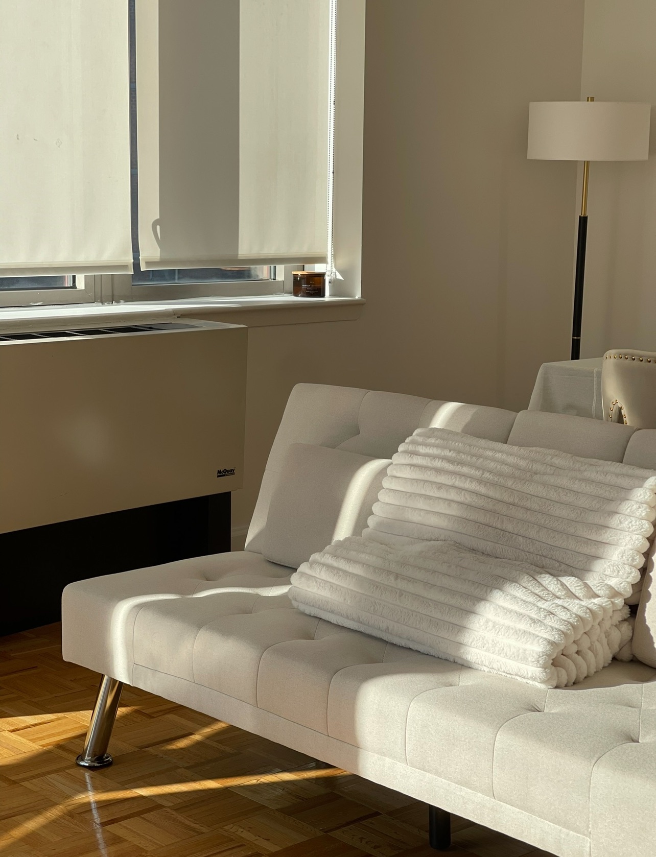 Quinillo 66.3" Linen Armless Sofa Bed