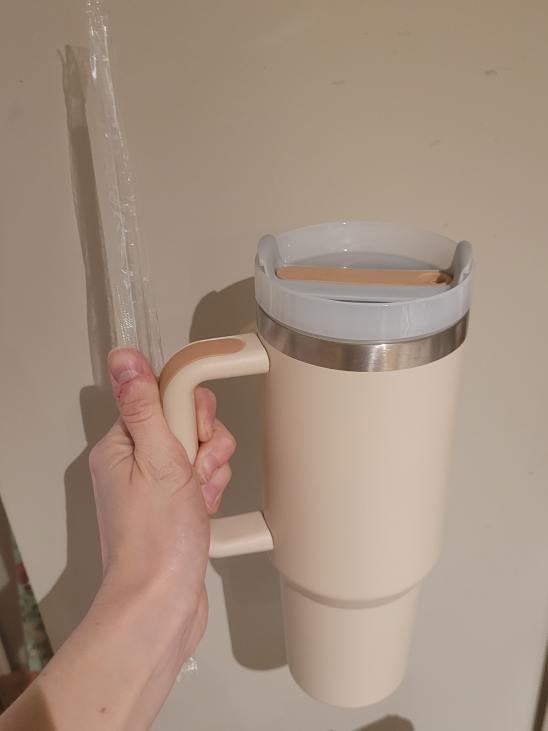 BIG cup (fake Stanley) thumbnail