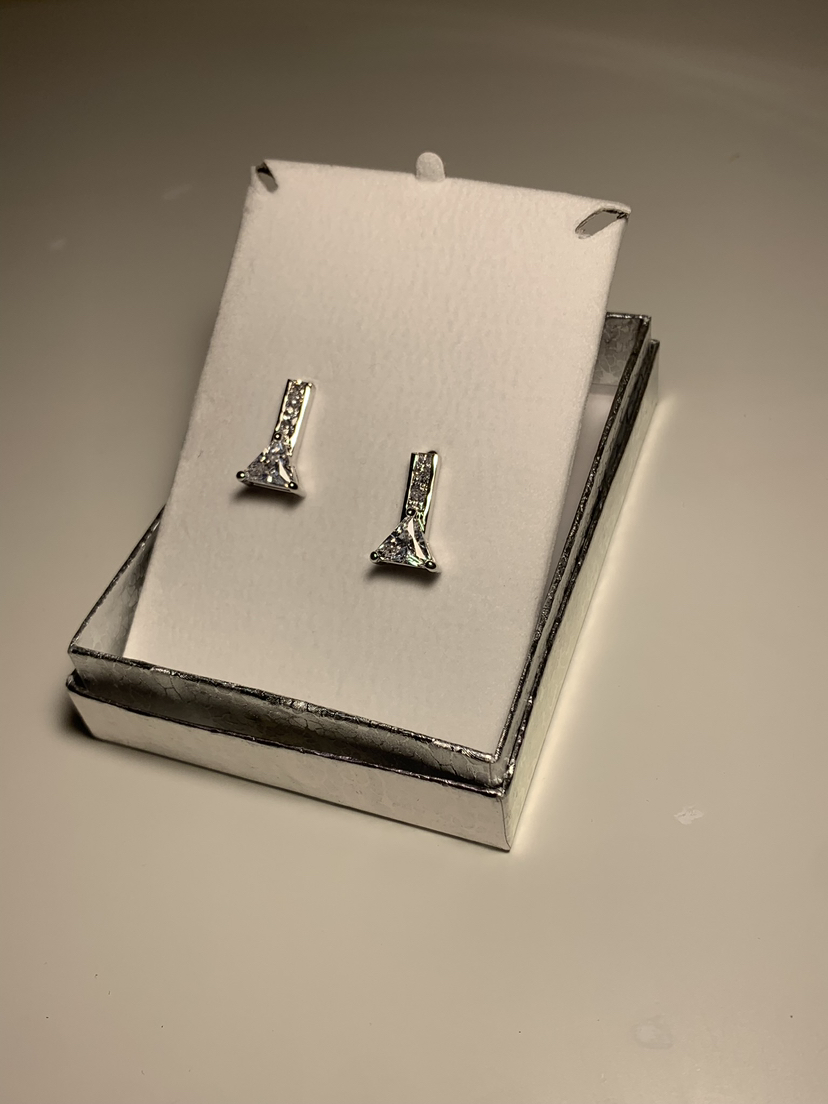 BNIB Swarovski Fixed Drop Earrings