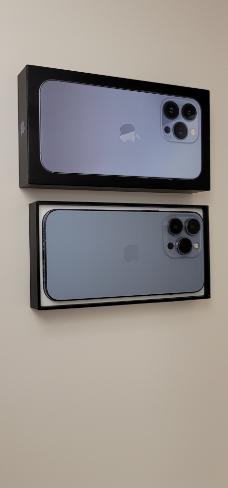 iPhone 13 pro 256 unlocked