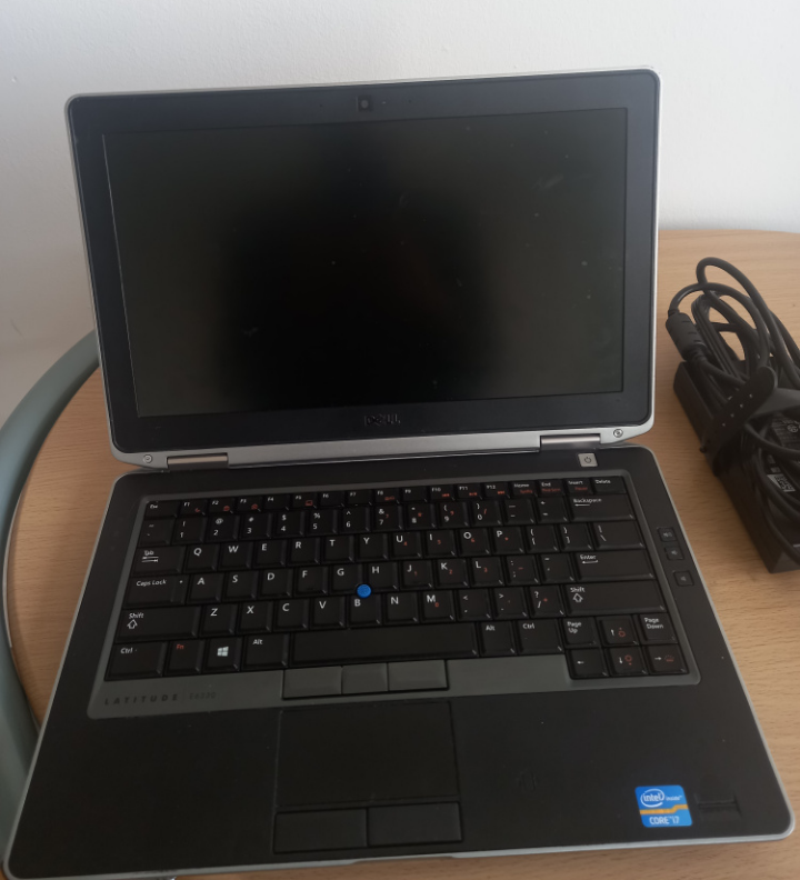 I7 Dell laptop - photo 2