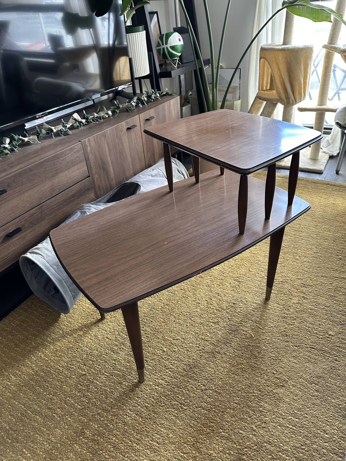 Deilcraft MCM Side Table
