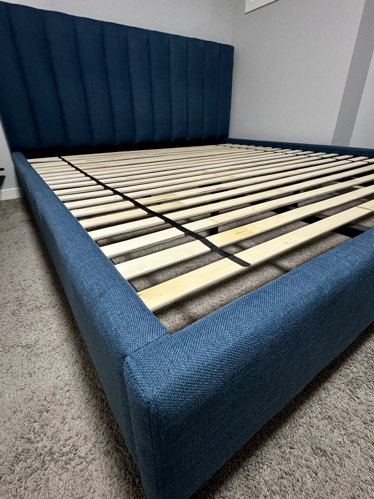 King Bed frame - photo 3