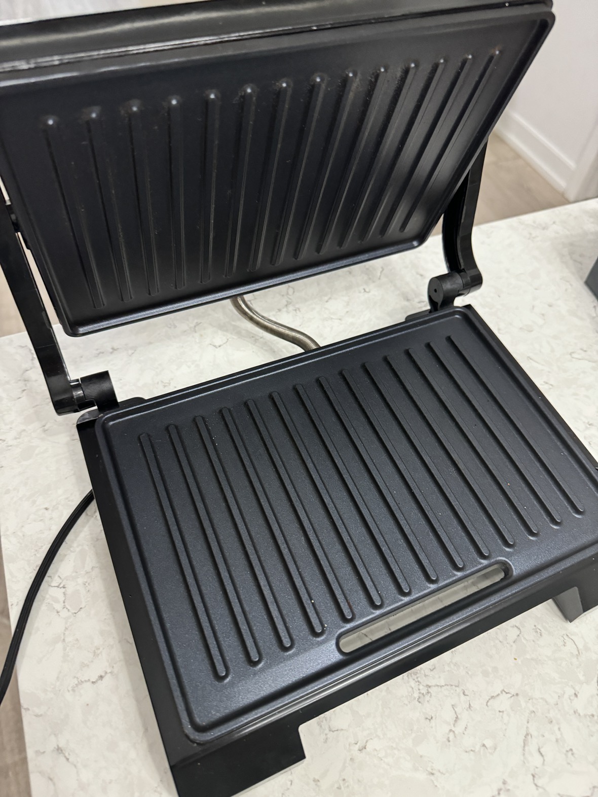 Panini Press, Sandwich Maker and Compact grill thumbnail