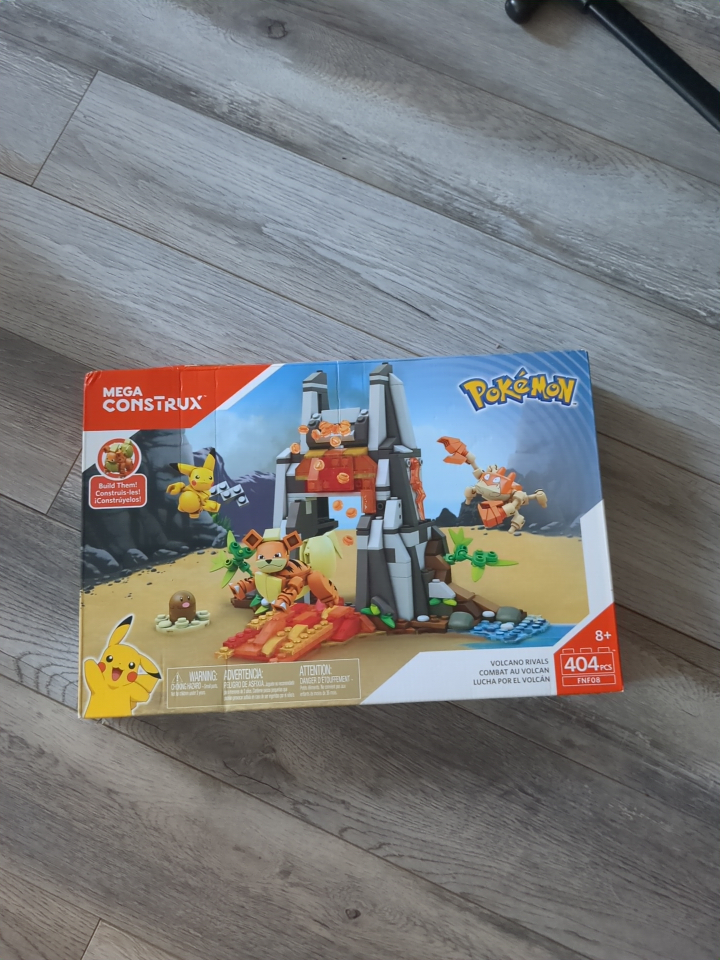 Pokémon  Mega Construx Bloks Volcano Rivals