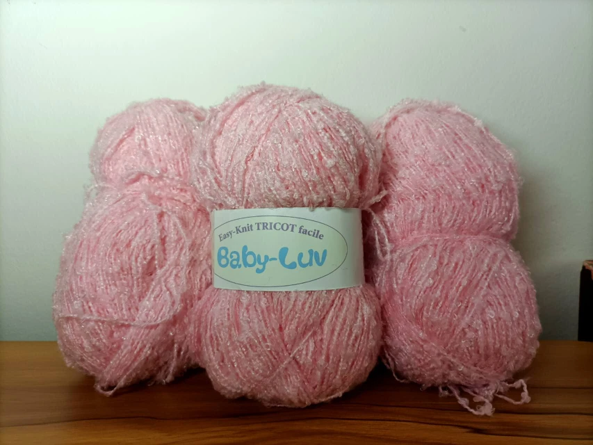 ‼️MOVING SALE‼️Yarn for $5 - photo 2