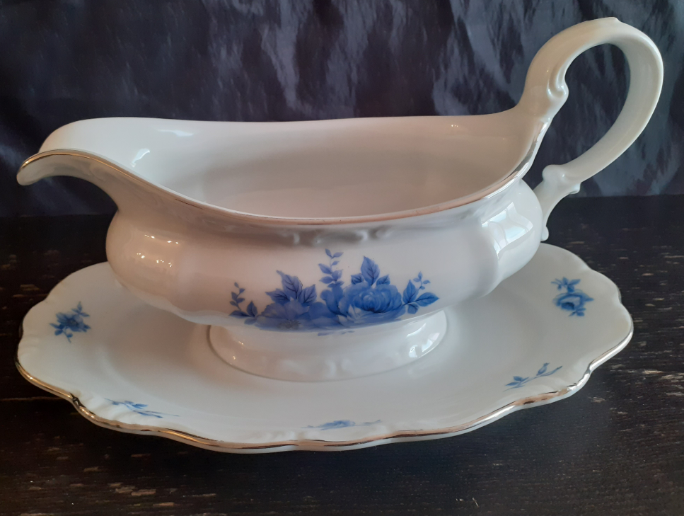 Queen Anne Royal Bavarian Dinnerware Set image indicator(5)