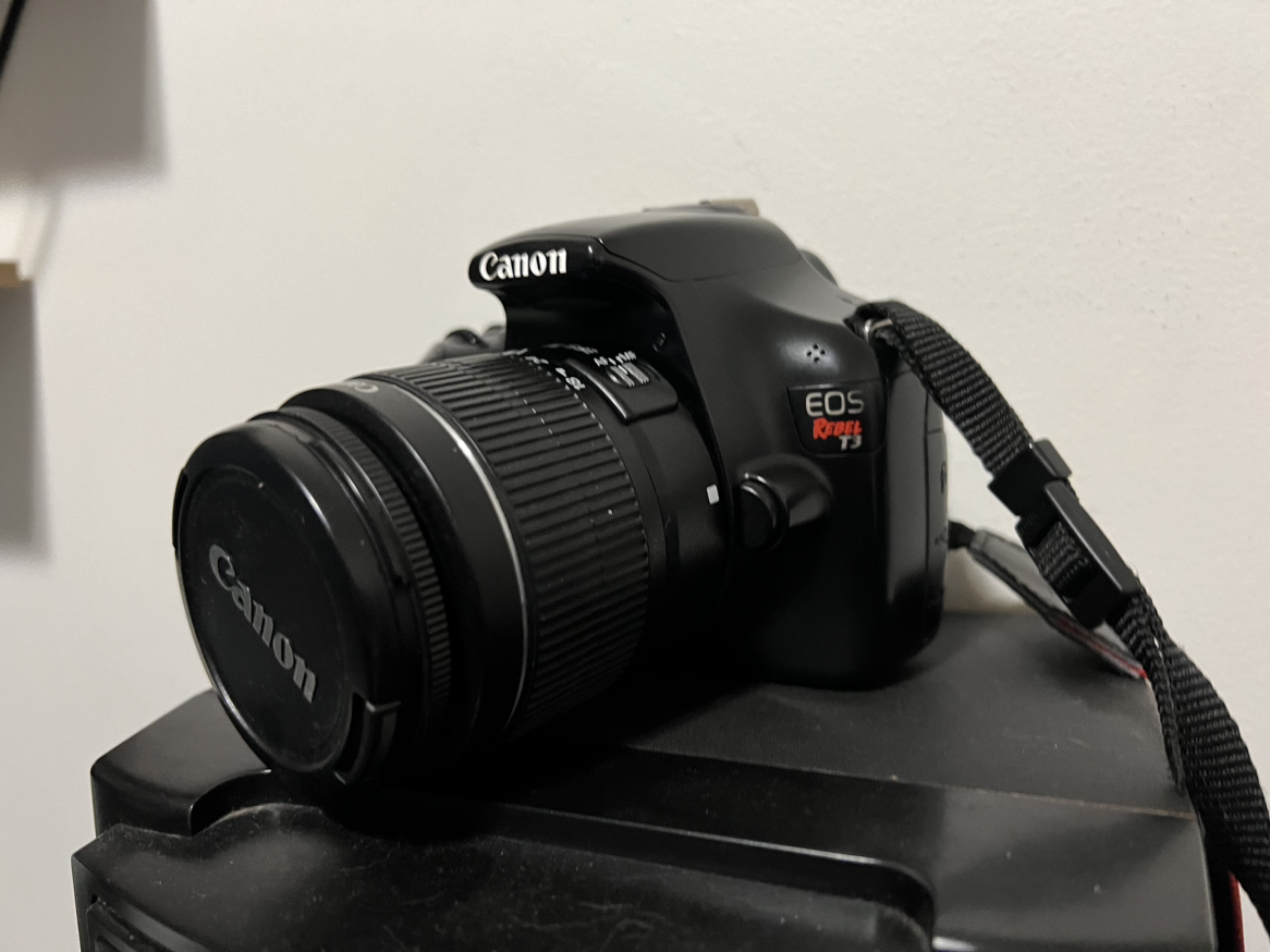 Canon t3 MAKE OFFER(not free)