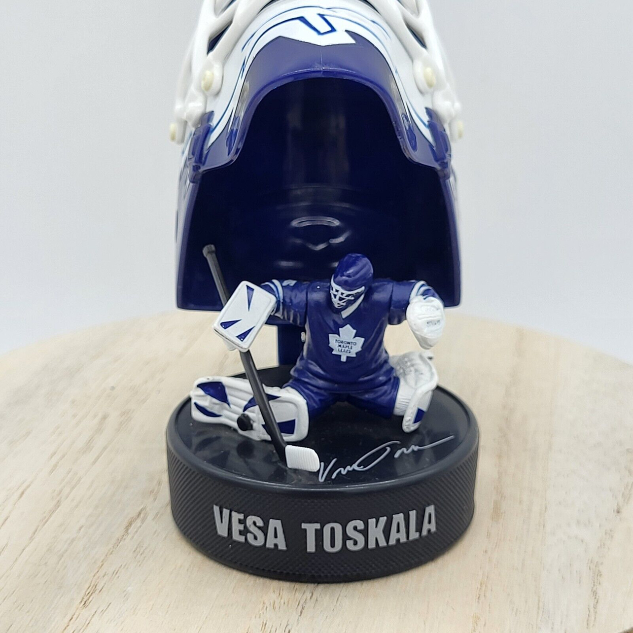 2009 McDonald's NHL Ice Hockey Vesa Toskala - Mini Mask thumbnail