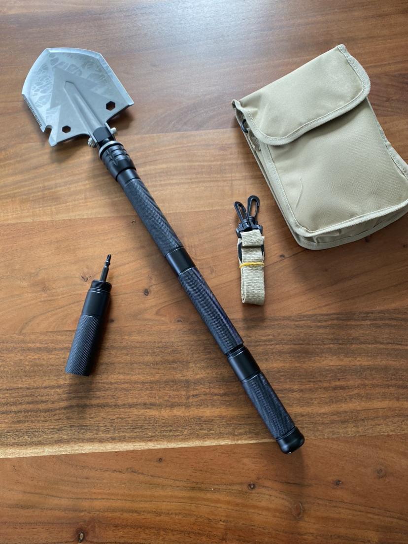 New Military / Multifunctional Gardening Shovel image indicator(2)