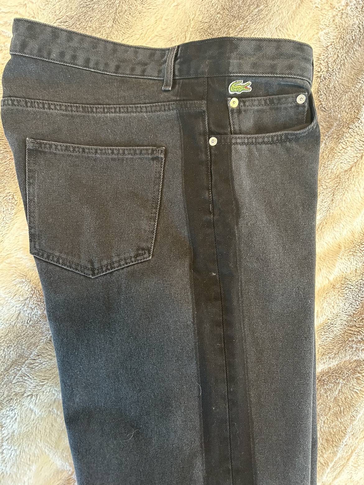 Lacoste men’s jeans image indicator(4)