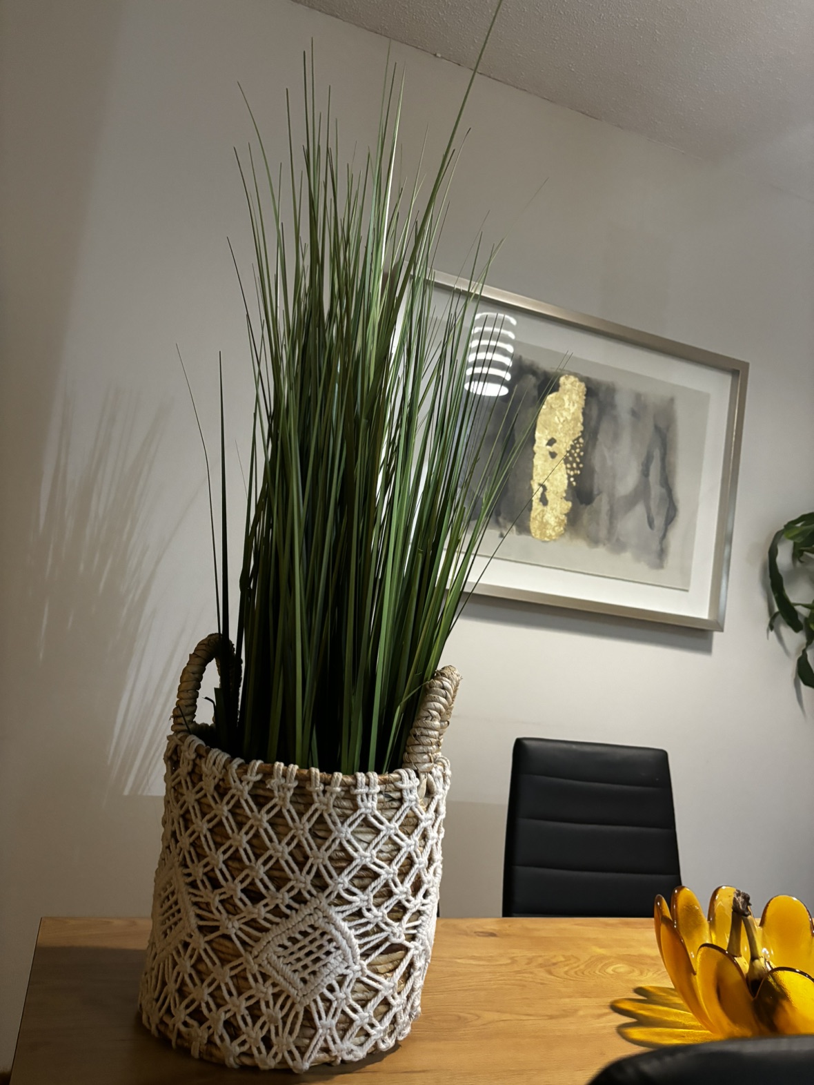 Basket + artificial plant thumbnail