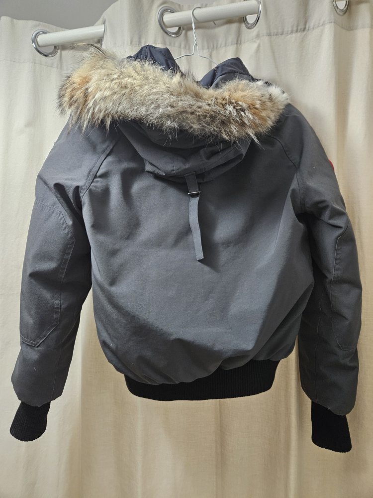 Canada Goose Bomber Winter Parka - Women's size small image indicator(4)