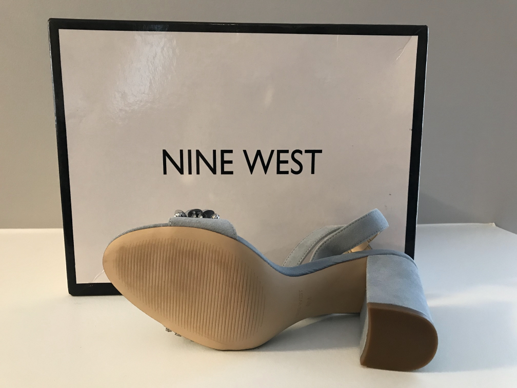 Brand new in box - Sandals size 8 image indicator(6)