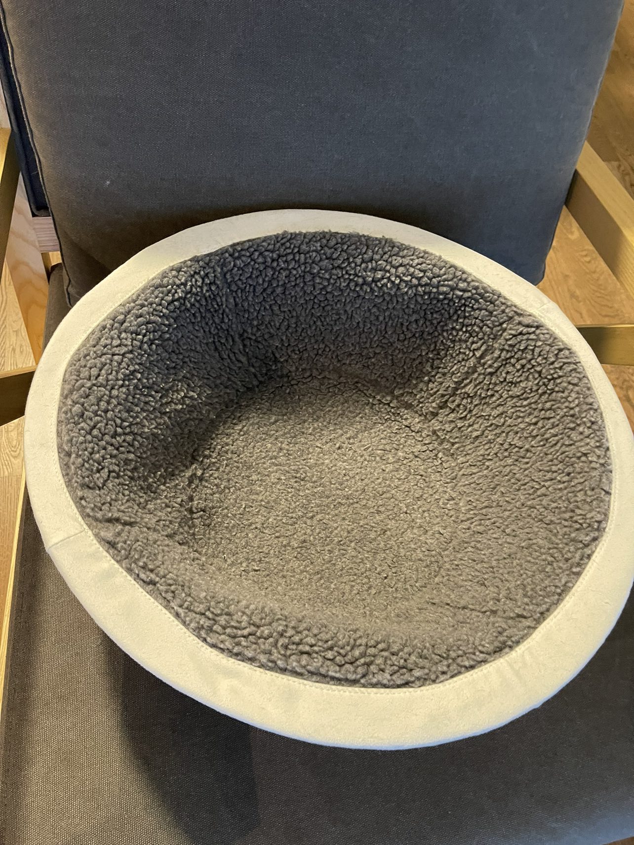 Hepper Nest Bed for Cats image indicator(2)