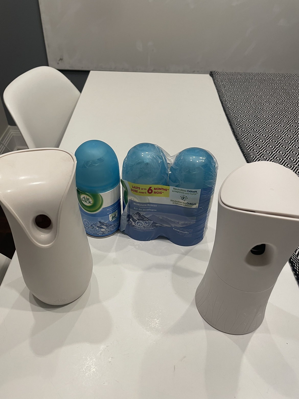 2 Air Wick Automatic Sprays